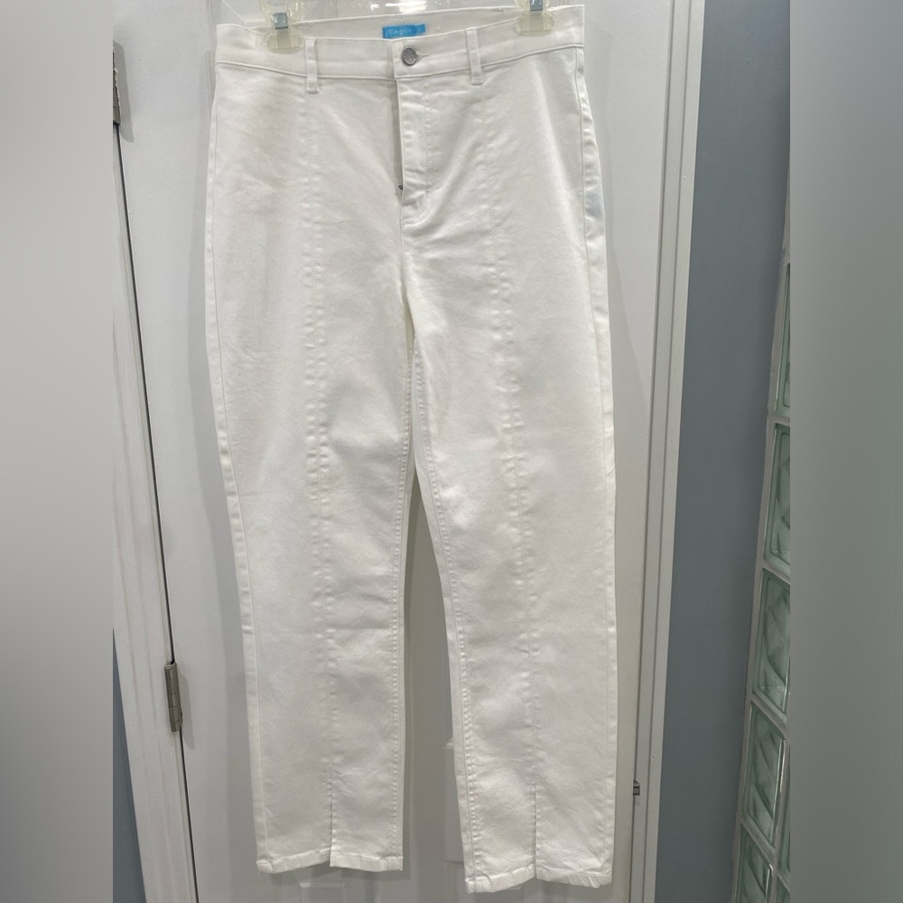 J.McLaughlin split hem jeans. NWOT. Size 8